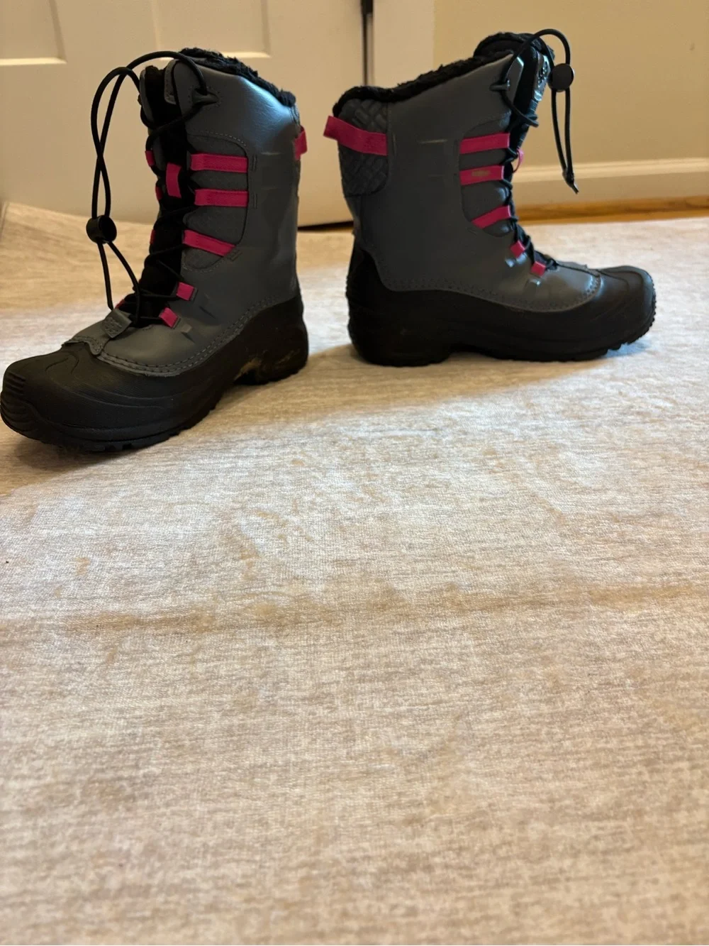 Columbia Youth Unisex Bugaboot Celsius Boot Graphite/Wild Fuchsia- Waterproof